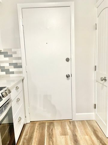 502 Oak St 12, Brockton, MA 02301