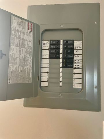 502 Oak St 12, Brockton, MA 02301