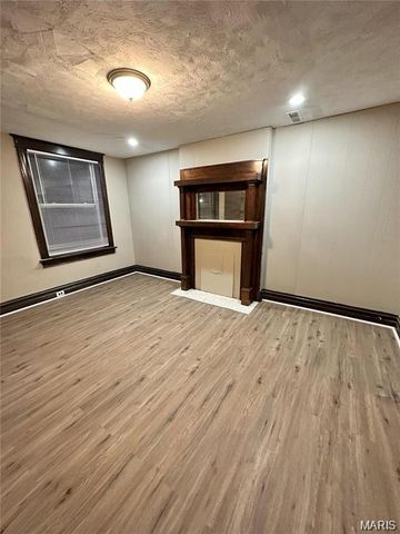 3125 Clay Avenue, St Louis, MO 63115