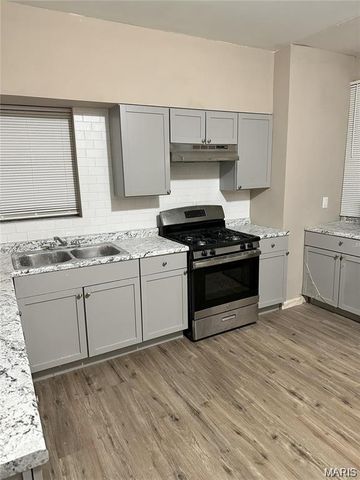 3125 Clay Avenue, St Louis, MO 63115