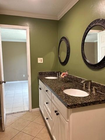 6214 Jim Street, Houston, TX 77092