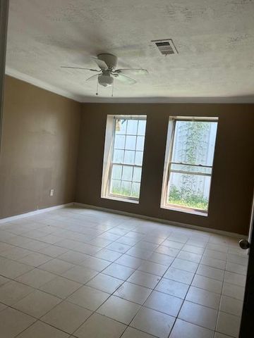 6214 Jim Street, Houston, TX 77092