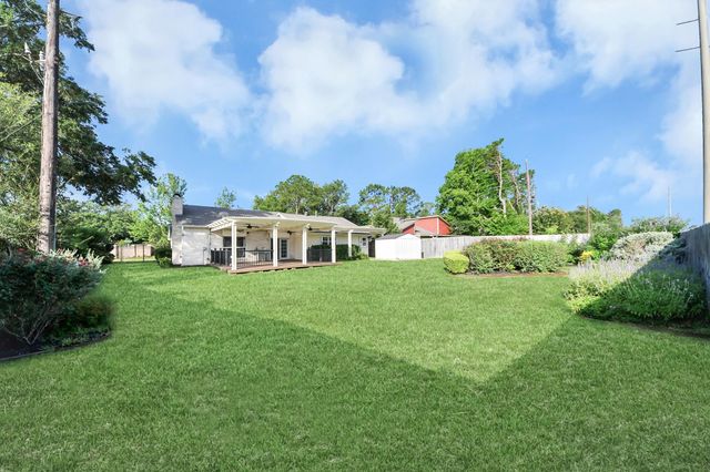 2623 Sugar Mill Drive, Sugar Land, TX 77479