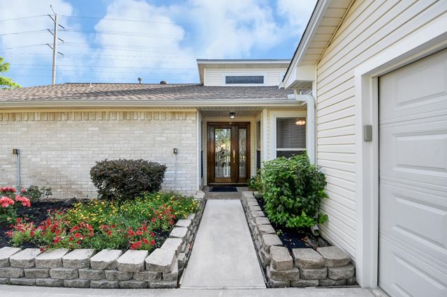 2623 Sugar Mill Drive, Sugar Land, TX 77479
