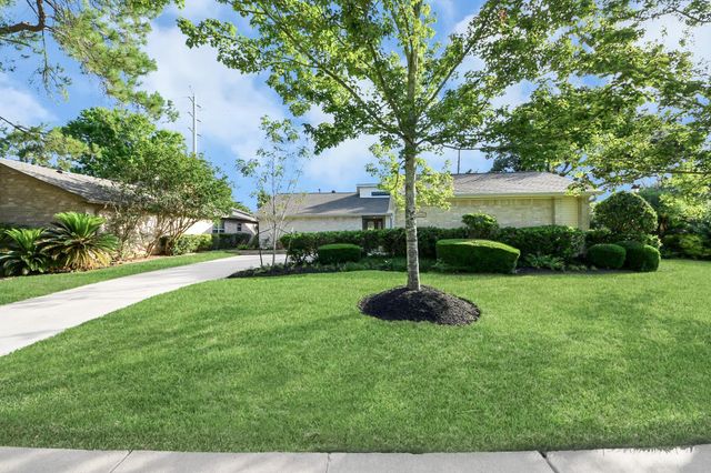 2623 Sugar Mill Drive, Sugar Land, TX 77479