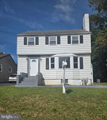 14 HILLMAN AVE, Ewing, NJ 08638