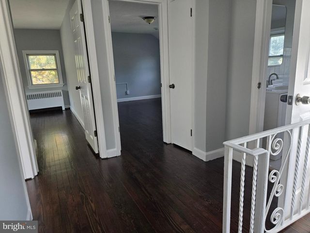 14 HILLMAN AVE, Ewing, NJ 08638