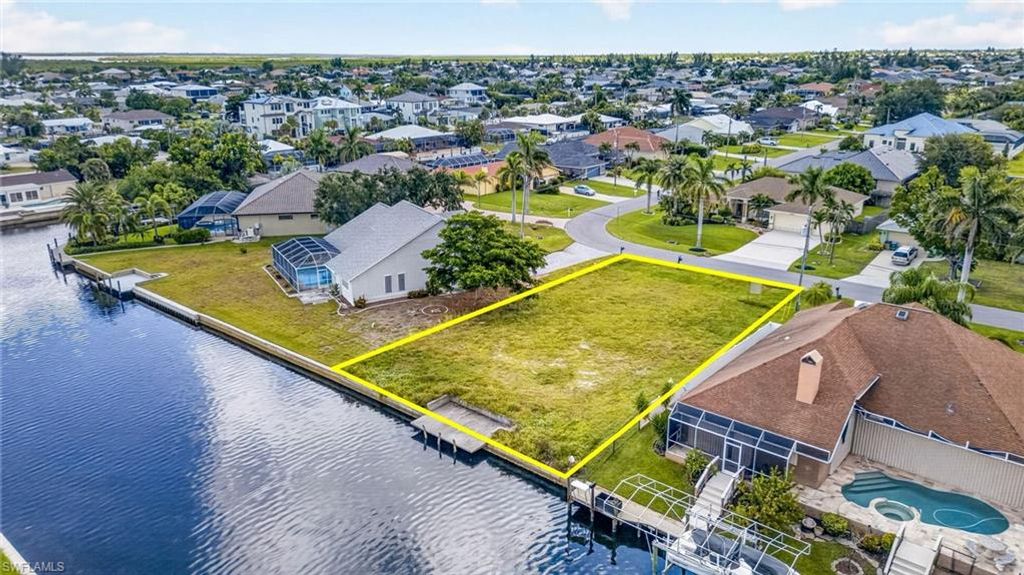 3516 7th TER, CAPE CORAL, FL 33991 — exterior