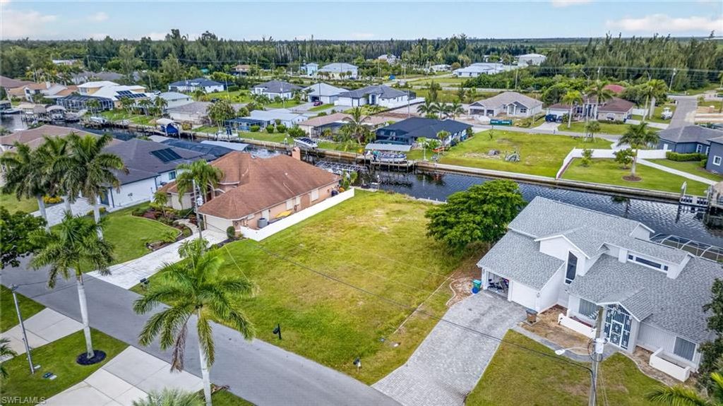 3516 7th TER, CAPE CORAL, FL 33991 — photo 4