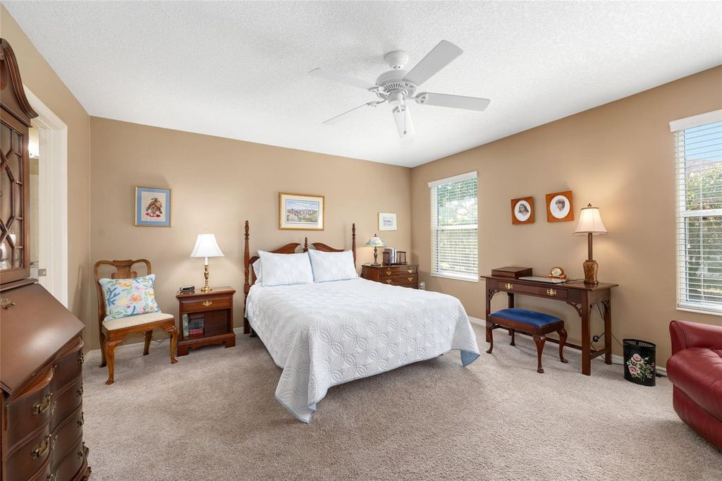 Image 25 of property listing at 771 FENWICK LOOP, The Villages, FL 32163