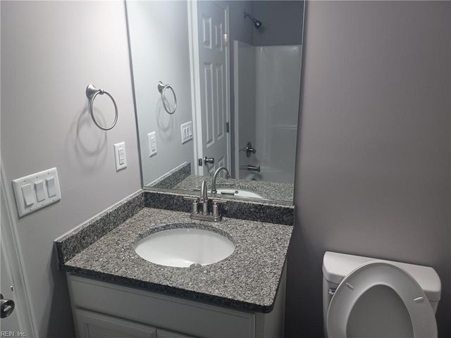 1400 Centre AVE, Portsmouth, VA 23704