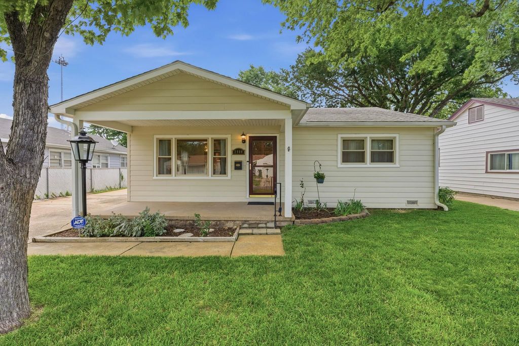 2908 S Millwood, Wichita, KS 67217