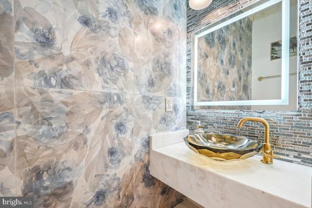 4420 15TH ST NW, Washington, DC 20011