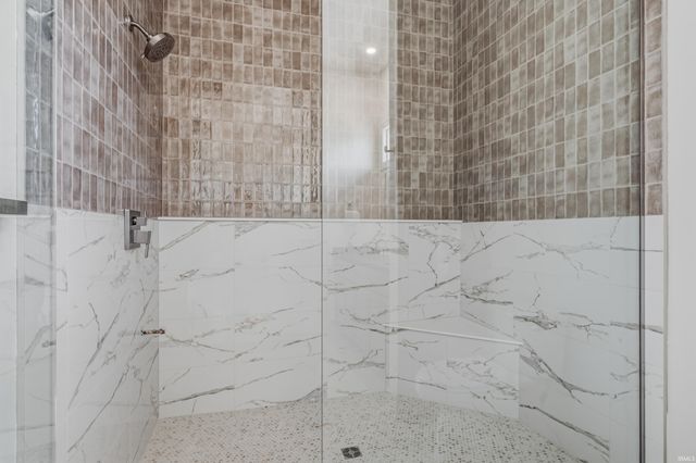 10419 Chestnut Creek Boulevard, Fort Wayne, IN 46814