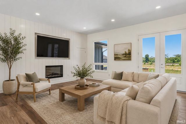 10419 Chestnut Creek Boulevard, Fort Wayne, IN 46814