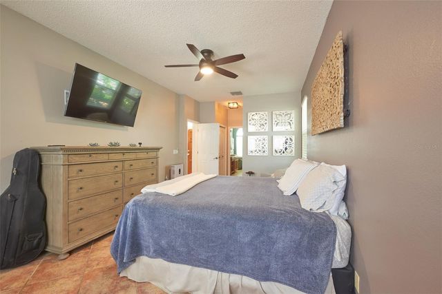 9302 HERITAGE OAK COURT, Tampa, FL 33647