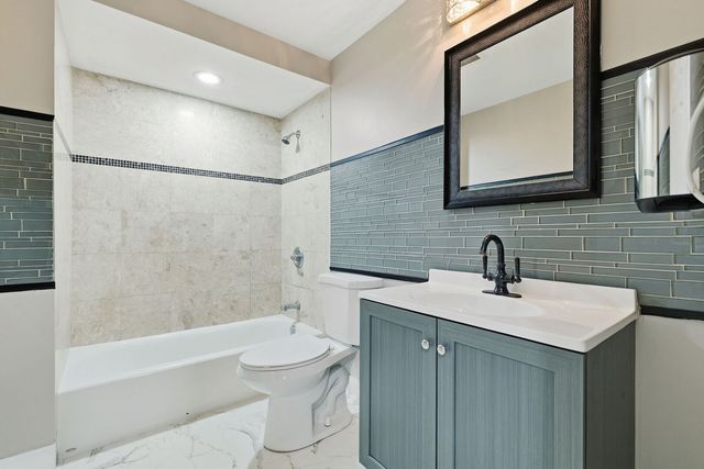 5944 S King Drive 1E, Chicago, IL 60637