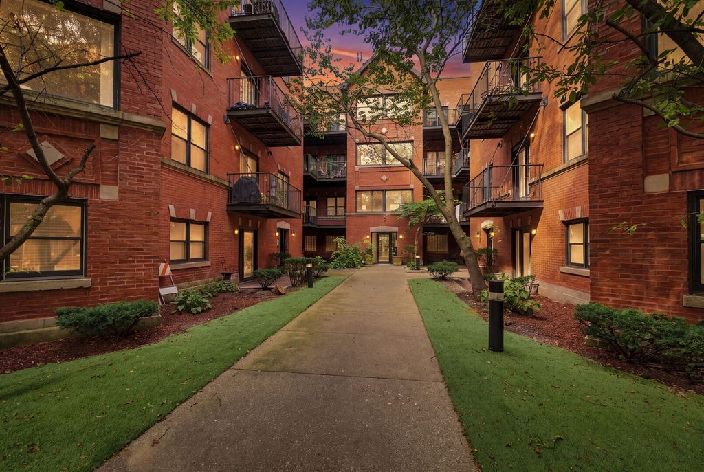 5944 S King Drive 1E, Chicago, IL 60637