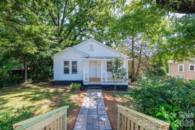 423 N Davis Avenue, Newton, NC 28658