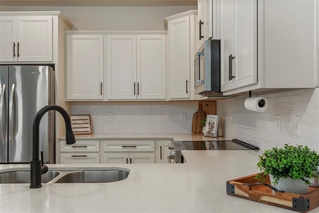 Image 16 of property listing at 14390 ORCHID ISLAND DRIVE, Orlando, FL 32827