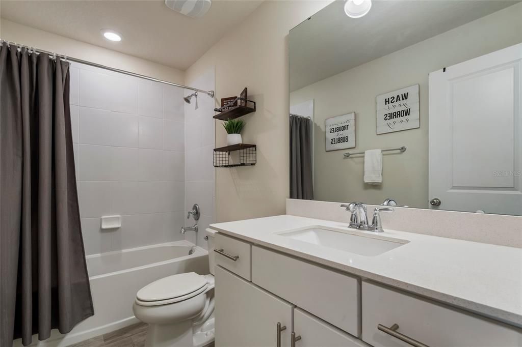 Image 39 of property listing at 14390 ORCHID ISLAND DRIVE, Orlando, FL 32827