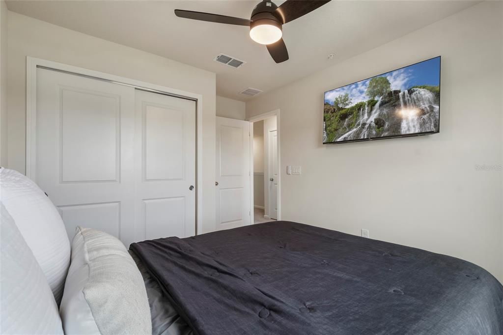 Image 41 of property listing at 14390 ORCHID ISLAND DRIVE, Orlando, FL 32827
