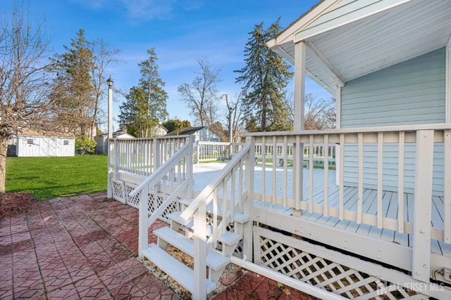 21 Henry Street, Freehold, NJ 07728