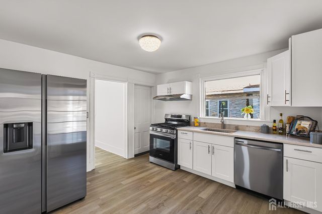 21 Henry Street, Freehold, NJ 07728