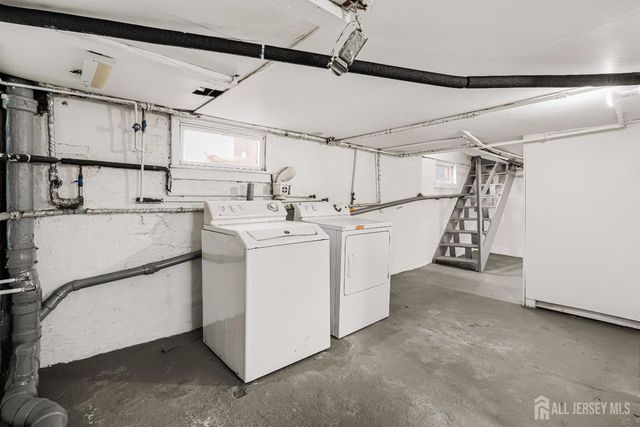 21 Henry Street, Freehold, NJ 07728