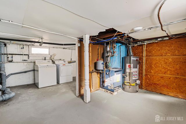 21 Henry Street, Freehold, NJ 07728