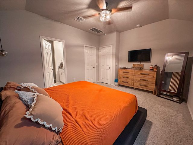 9961 Spring Creek Road, Cleveland, TX 77327