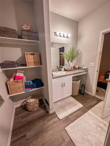 9961 Spring Creek Road, Cleveland, TX 77327