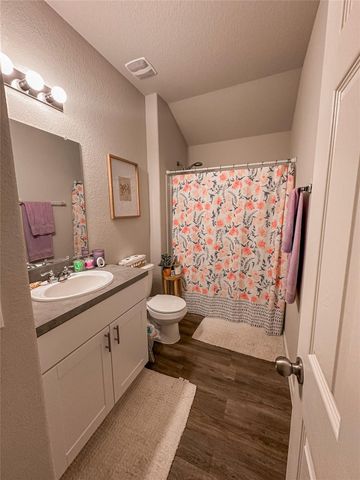 9961 Spring Creek Road, Cleveland, TX 77327