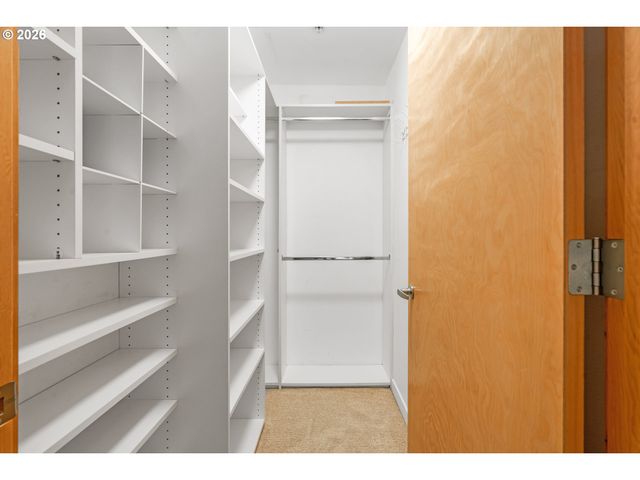 1030 Nw JOHNSON St 201, Portland, OR 97209