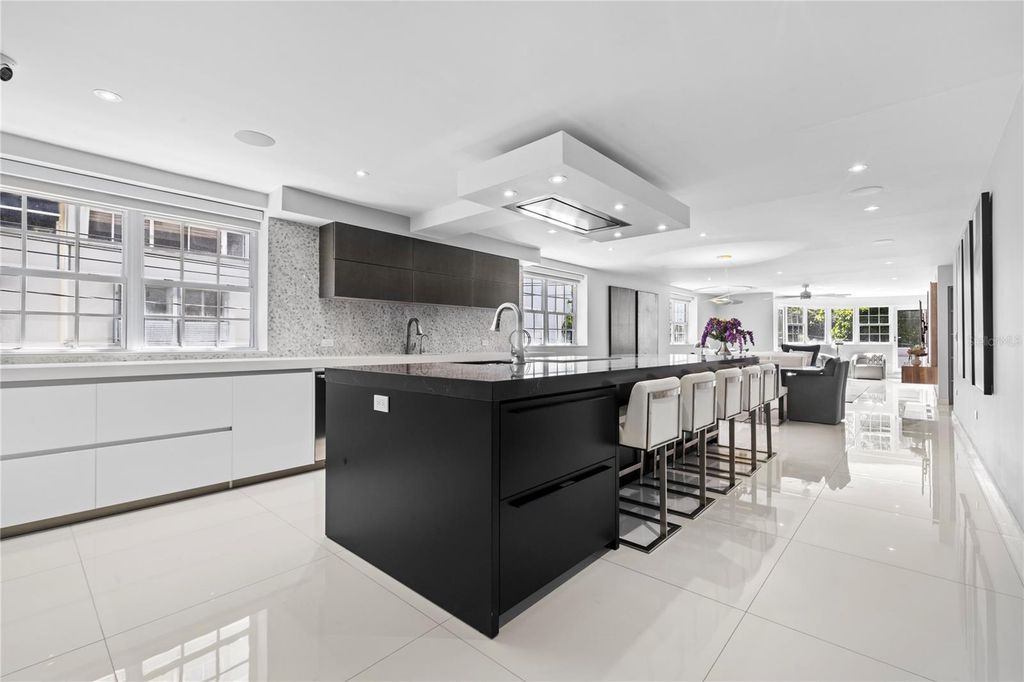 Image 2 of property listing at 1214 MAGDALENA AVENUE 2, San Juan, PR 00907