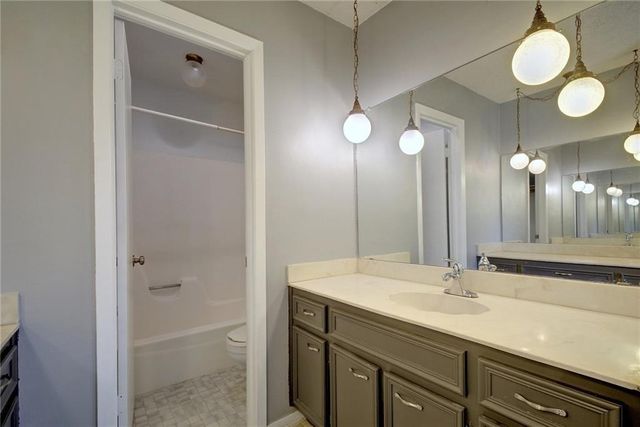 3916 Stoney HL, Round Rock, TX 78681