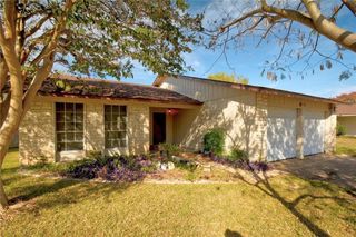 3916 Stoney HL, Round Rock, TX 78681