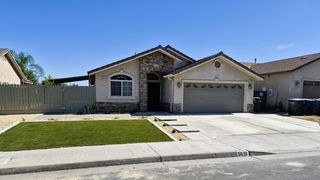 5619 W University Avenue, Fresno, CA 93722