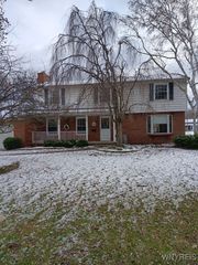 288 West Maplemere Road, Amherst, NY 14221