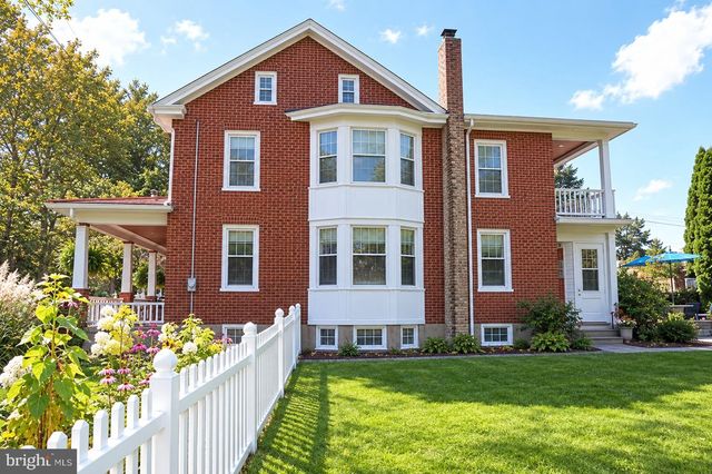 222 N 6TH ST, Denver, PA 17517