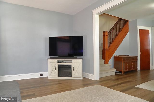 222 N 6TH ST, Denver, PA 17517
