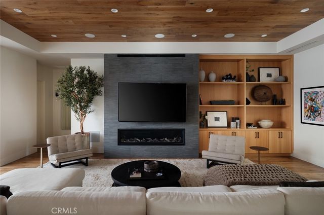 2325 E 16th, Newport Beach, CA 92663