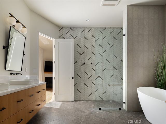 2325 E 16th, Newport Beach, CA 92663