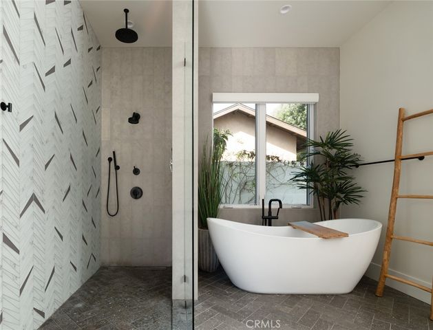 2325 E 16th, Newport Beach, CA 92663