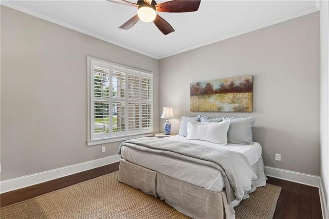 1045 Etris Manor Drive, Roswell, GA 30075