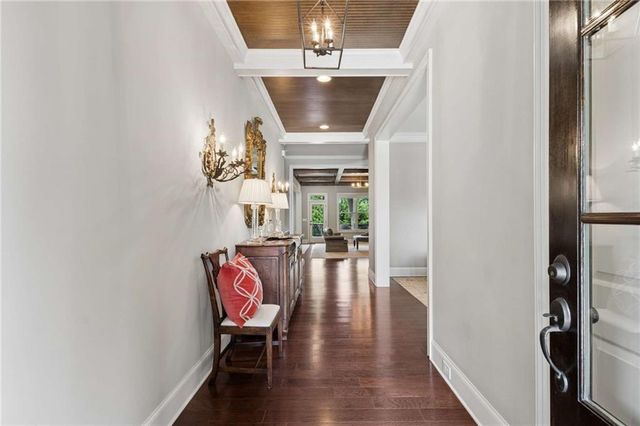 1045 Etris Manor Drive, Roswell, GA 30075
