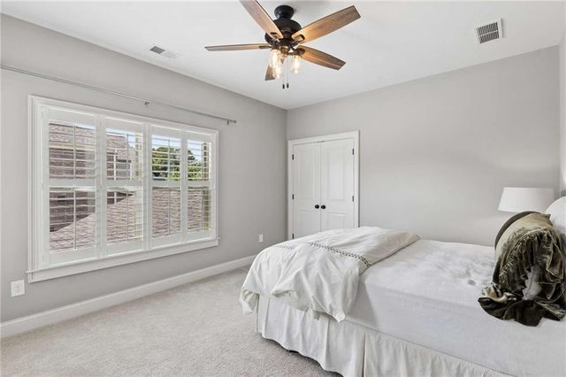1045 Etris Manor Drive, Roswell, GA 30075
