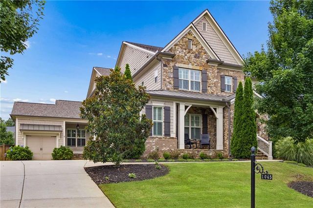 1045 Etris Manor Drive, Roswell, GA 30075