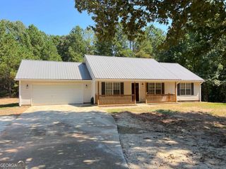 35 Lake Pines Court, Covington, GA 30014