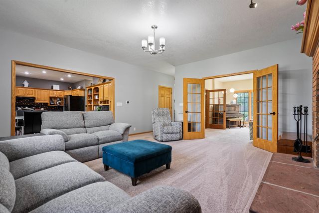 3413 Pheasant Drive, Cedar Falls, IA 50613